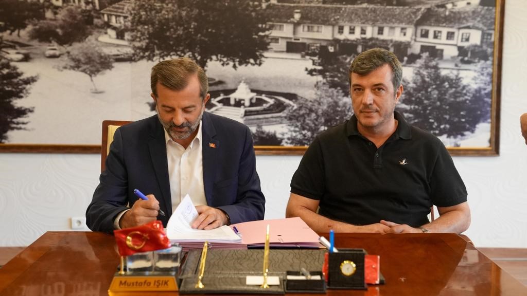 TEKSTİL ATIKLARININ TOPLANIP TAŞINMASI VE DEĞERLENDİRİLMESİ İÇİN DÜZENLENEN İHALEDE EN