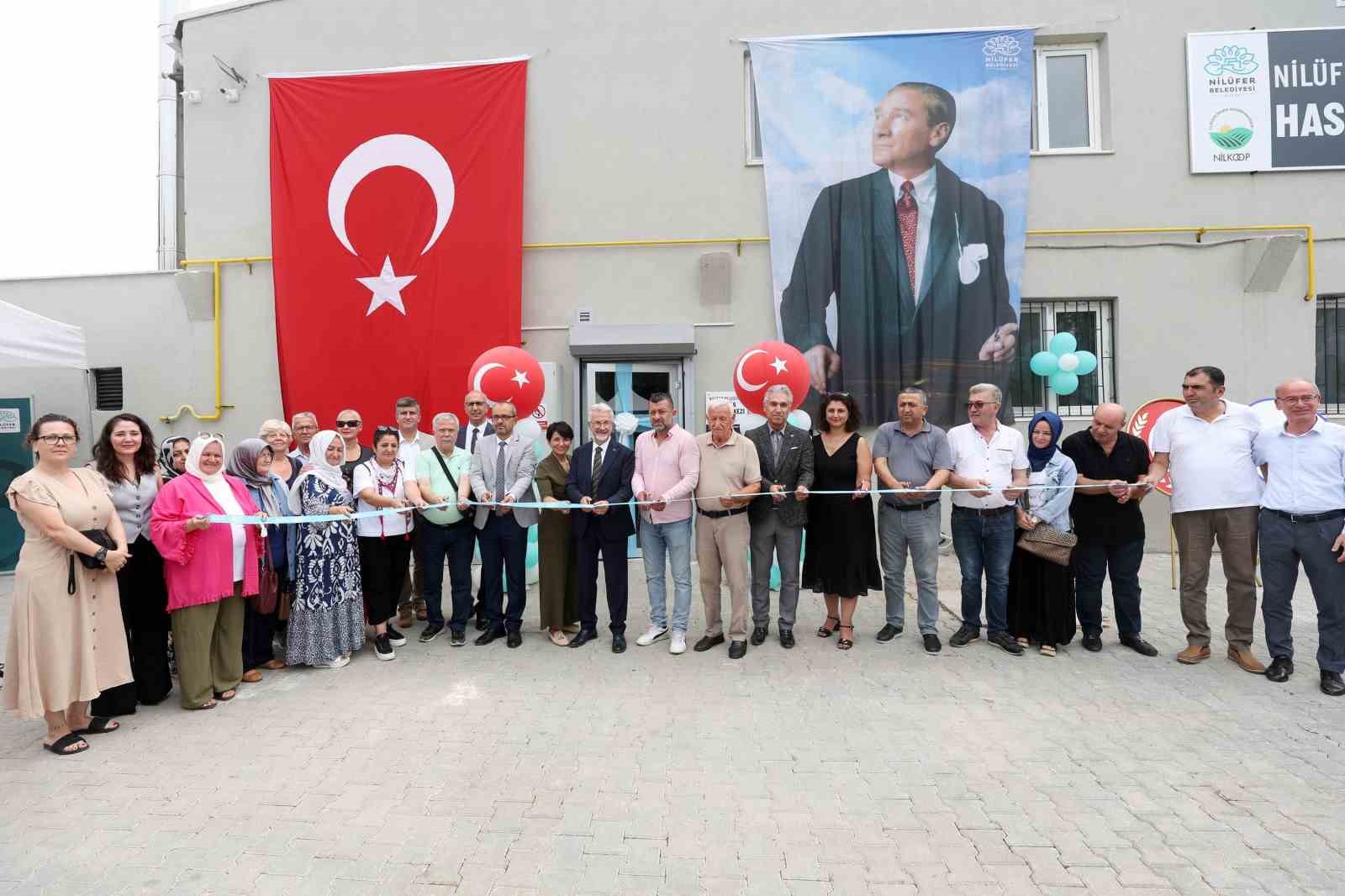 NİLÜFER BELEDİYESİ’NİN HİZMETE AÇTIĞI HASANAĞA GIDA MERKEZİ’NDE EKOLOJİK TARIMLA ÜRETİLEN