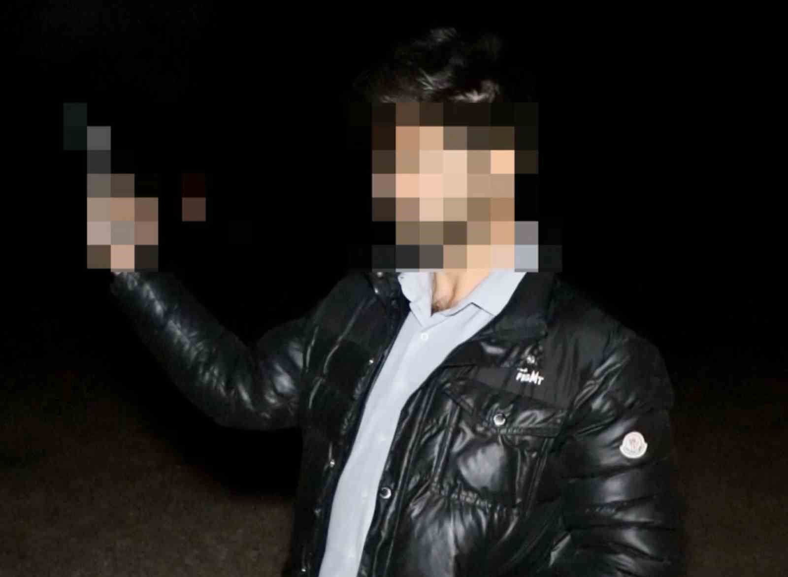 AKSARAY’DA RUHSATSIZ TABANCAYLA HAVAYA ATEŞ AÇAN VE KENDİNİ VİDEOYA ÇEKTİREN