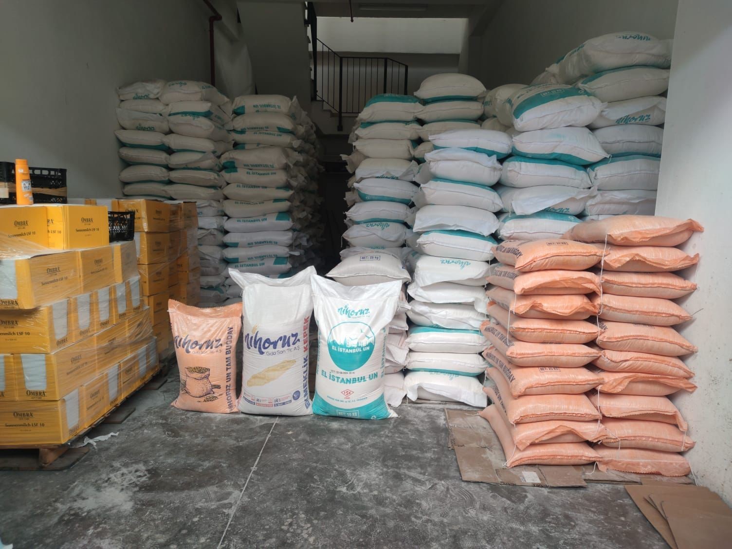 TEKİRDAĞ’IN SARAY İLÇESİNDEN İKİZ PLAKALI TIRLA ÇALINAN 25 TON UN