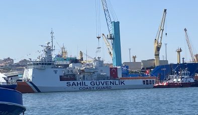 Zafer haftasında TCSG-Güven Gemisi Bandırma’da 