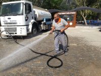 Bandırma Belediyesi merkez ve kırsal mahallelerde şehir temizliği çalışmaları yapılıyor. 