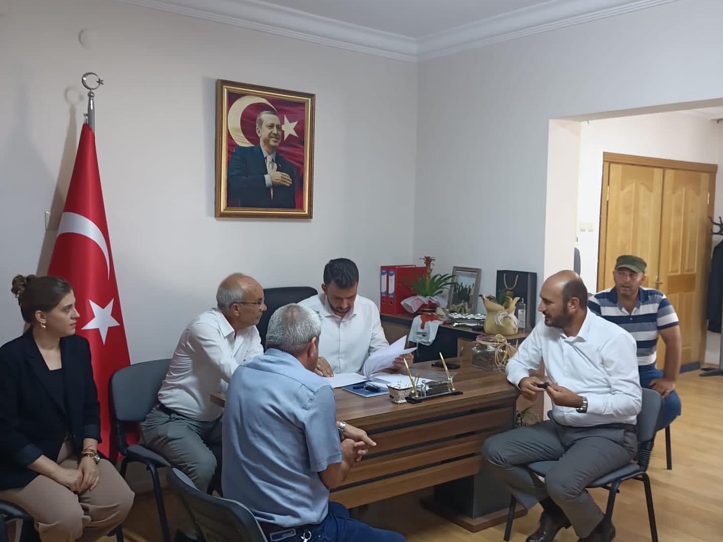 AK Parti Balıkesir Milletvekili Ali Taylan Öztaylan, Manyas’ta saha çalışmalarını