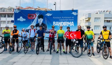 Zafer Turu Programı’nda şehitlik ziyareti 