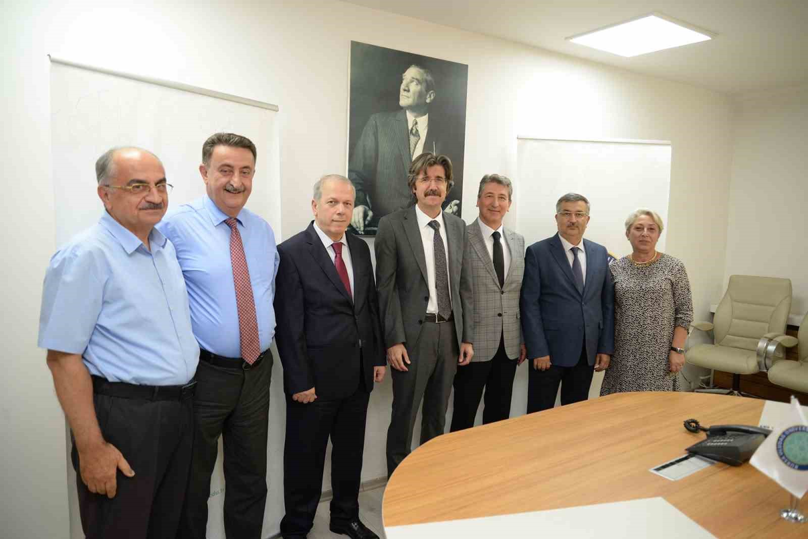 İNEGÖL İŞLETME FAKÜLTESİ DEKANLIĞI’NA PROF. DR. ORHAN BOZKURT ATANDI. AYNI
