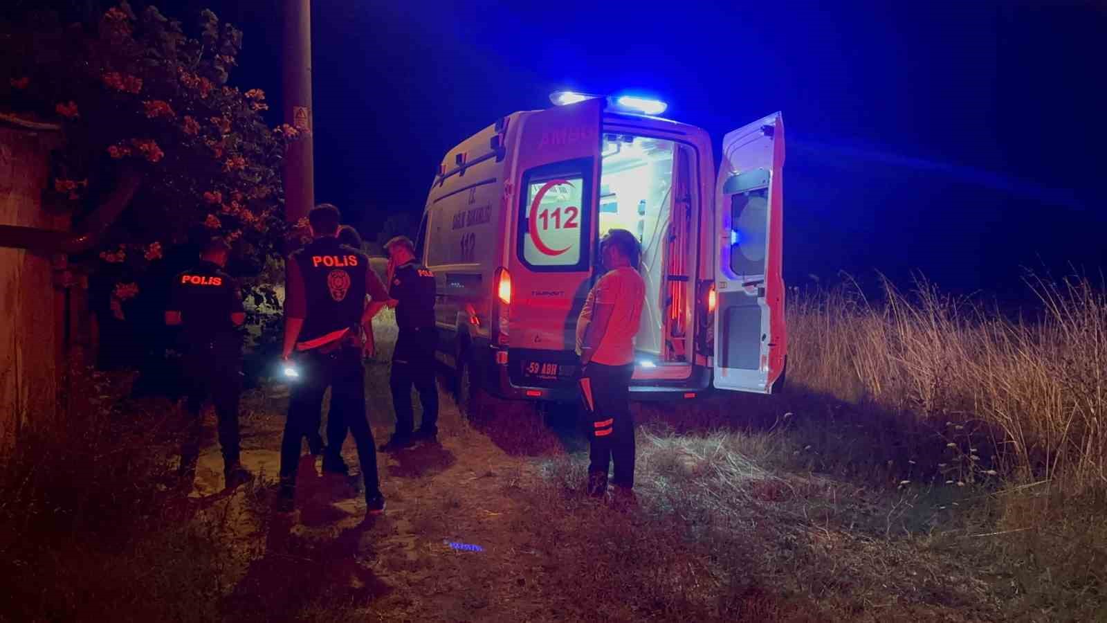 YARALANAN VATANDAŞ İÇİN OLAY YERİNE SAĞLIK VE EMNİYET EKİPLERİ SEVK