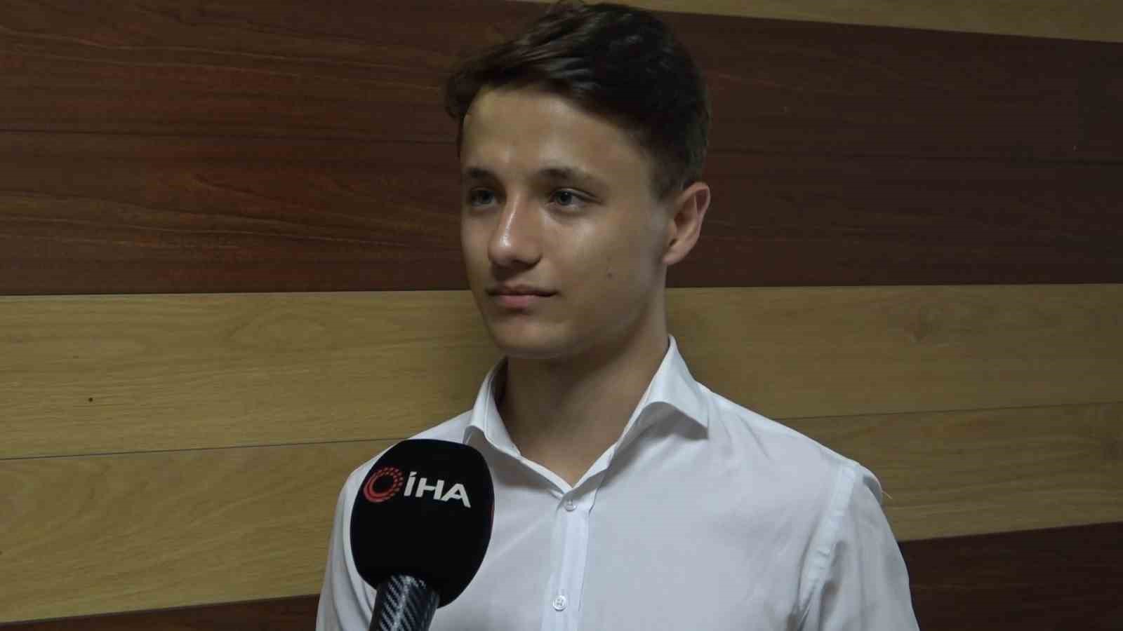 BURSA BAROSU AVUKATLARINDAN CÜNEYT FİDAN, YARGITAY TARAFINDAN ÜCRETİNİ ZAMANINDA ALAMAYAN