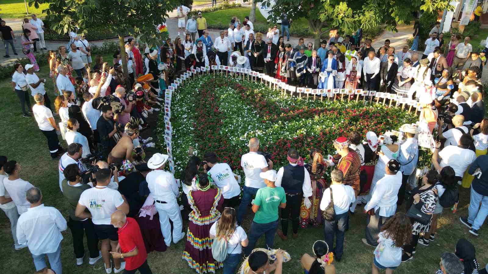 BÜYÜKÇEKMECE BELEDİYESİNCE DÜZENLENEN-24. ULUSLARARASI İSTANBUL BÜYÜKÇEKMECE KÜLTÜR VE SANAT FESTİVALİ’NİN