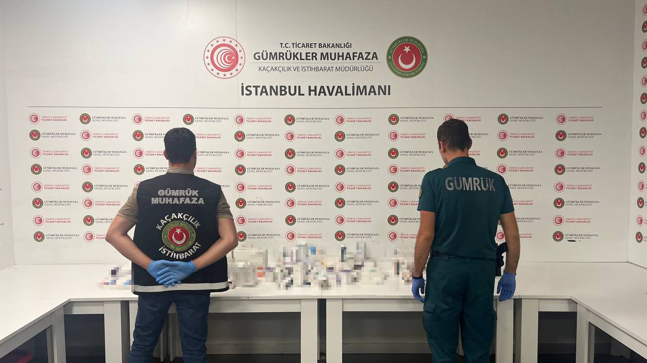 İSTANBUL HAVALİMANI’NDA GERÇEKLEŞTİRİLEN OPERASYONDA 27 MİLYON LİRA DEĞERİNDE KAÇAK İLAÇ