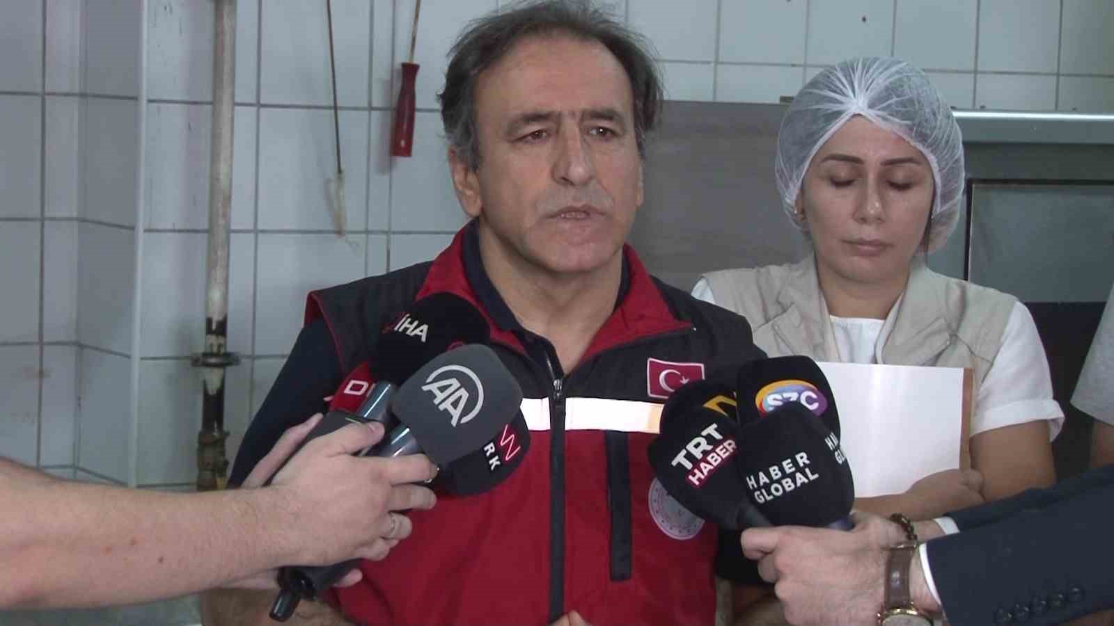 İSTANBUL'DA TOPLU TÜKETİM YERLERİNDE GIDA DENETİMİ SIKILAŞTIRILDI