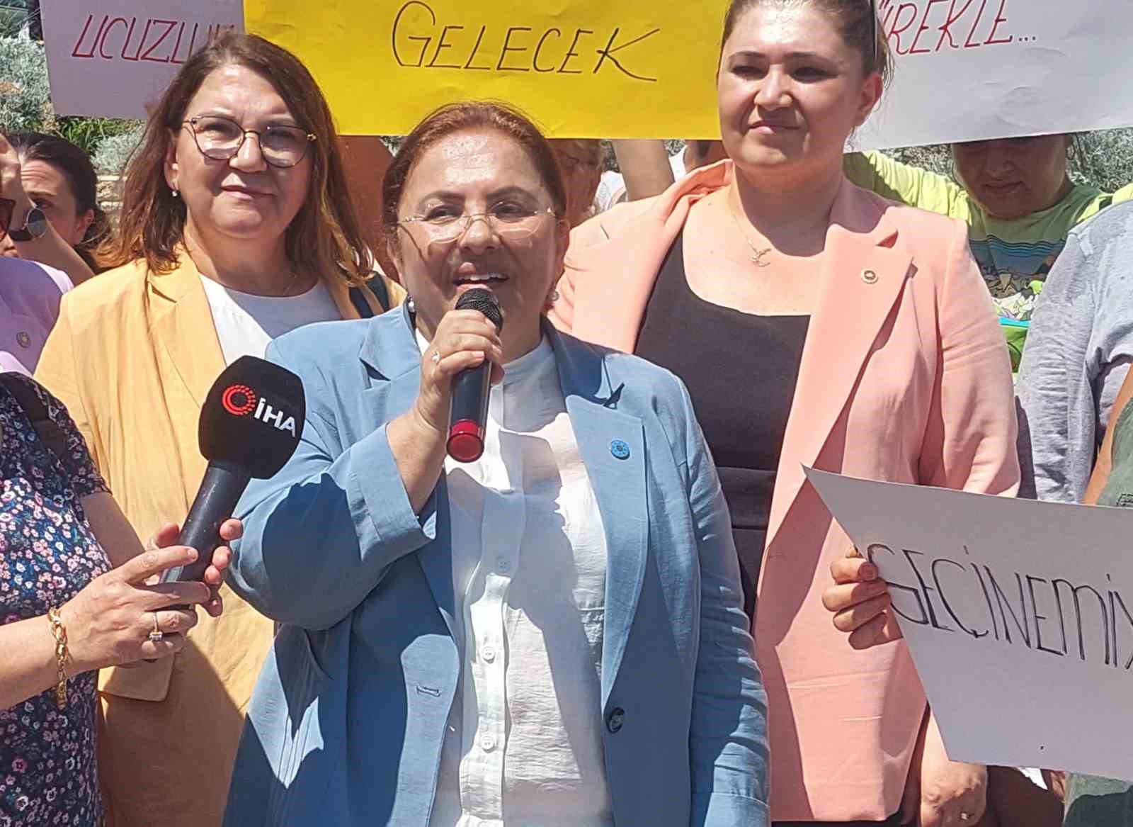 İYİ Partiden CHP’ye rest TEKİRDAĞ'A GELEN İYİ PARTİ GENEL BAŞKAN YARDIMCISI ÜNZİLE YÜKSEL, CHP'YE