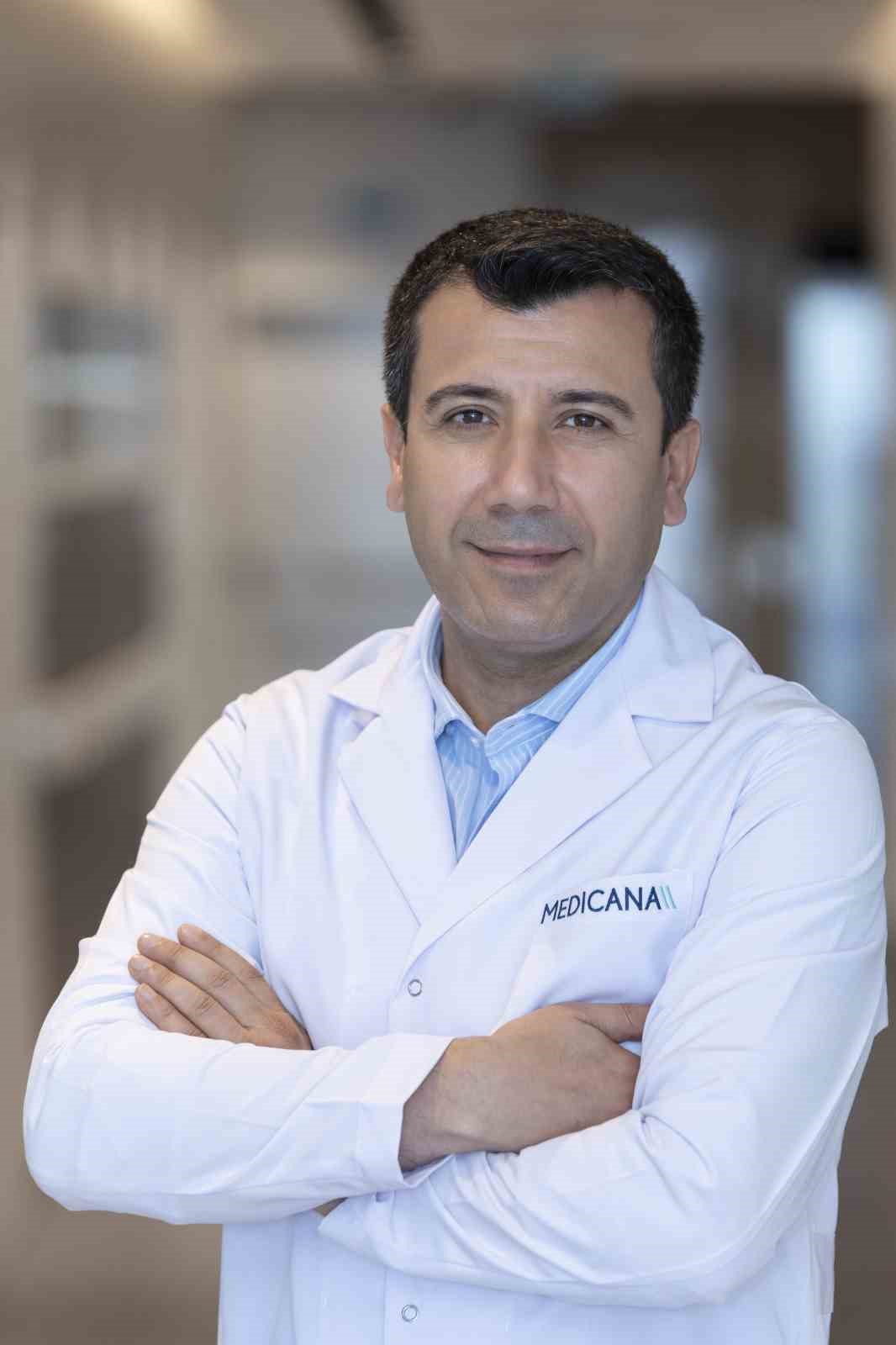 PROF. DR. FATİH DOĞAN, VÜCUDUN HERHANGİ BİR YERİNDE GÖRÜLEBİLMEK İLE