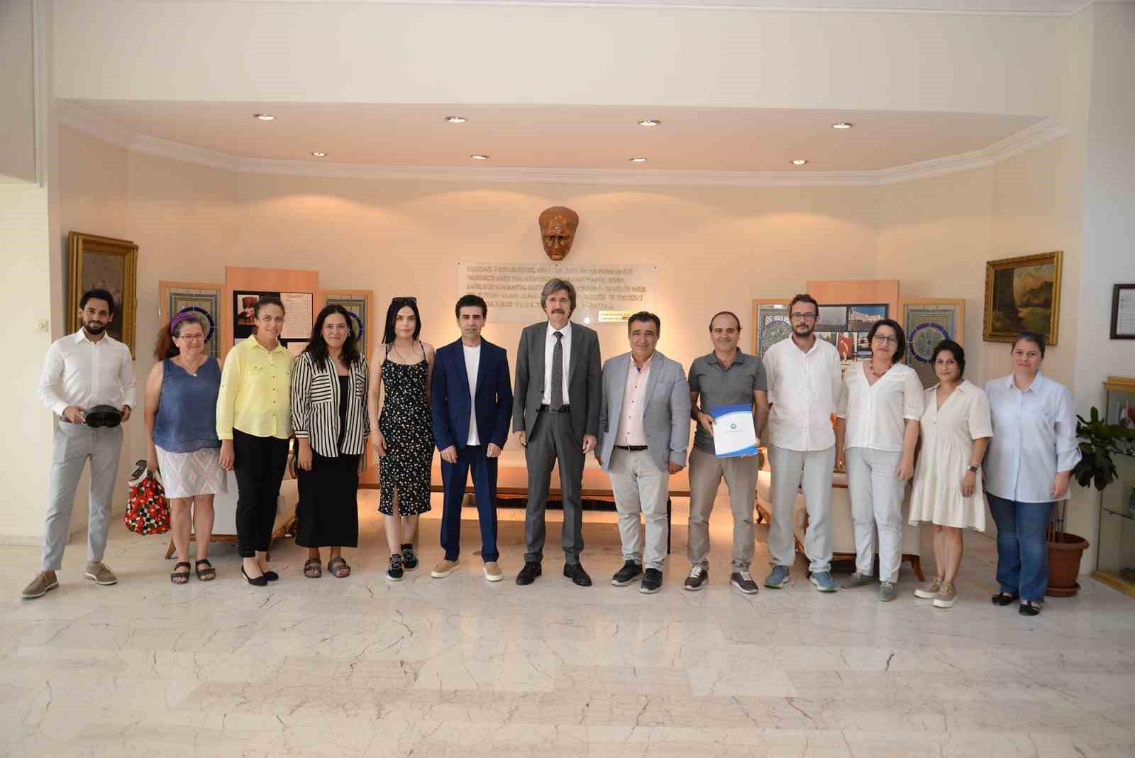 BURSA’NIN İZNİK GÖLÜ İÇERİSİNDE 2014 YILINDA KEŞFEDİLEN VE DÜNYADA 2014