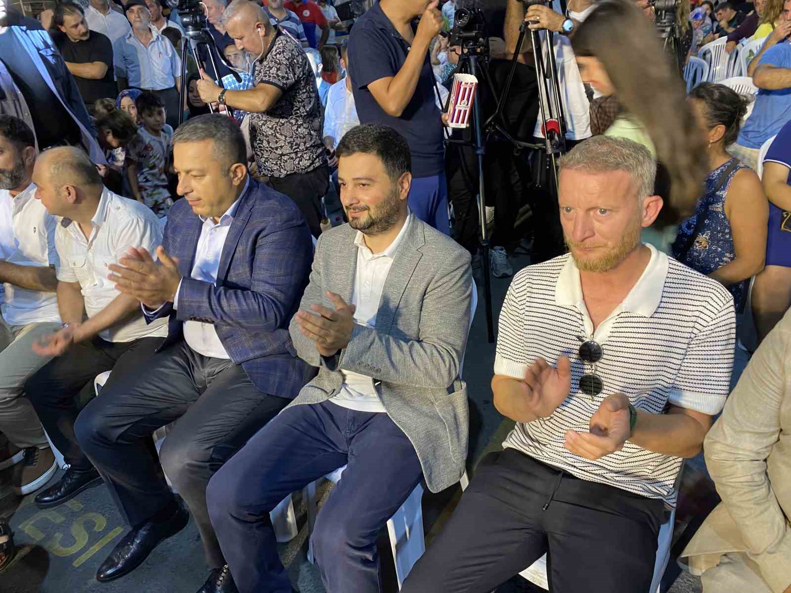 BELEDİYE BAŞKANI VE KAYMAKAM