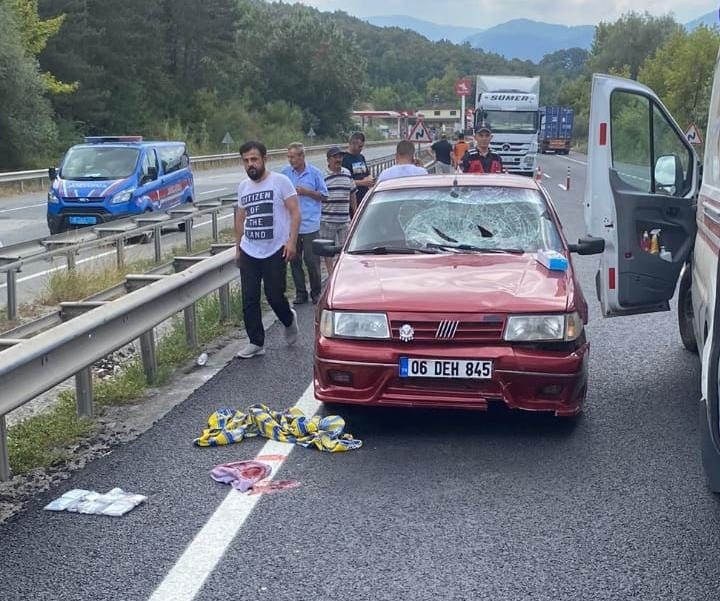 BURSA’NIN İNEGÖL İLÇESİNDE MEZİTLER BÖLGESİNDE OTOMOBİLİN ÇARPTIĞI YAYA AĞIR YARALANDI.