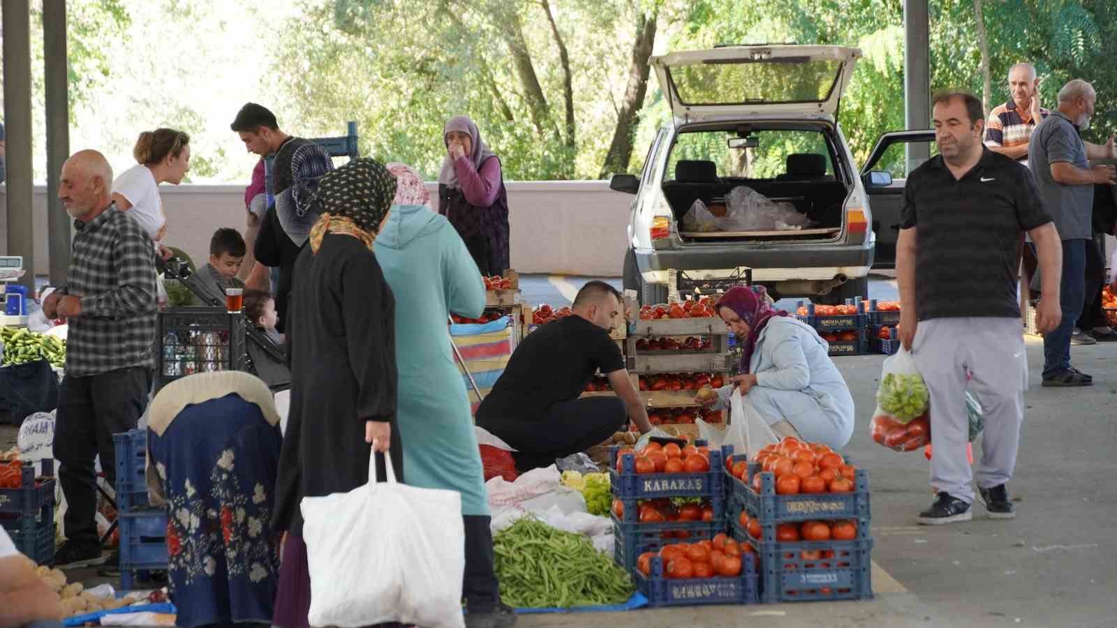 KEÇİÖREN BELEDİYESİ TARAFINDAN İLÇEYE BAĞLI KÖYLERDE TARIMSAL ÜRETİM YAPAN ÇİFTÇİLERİN