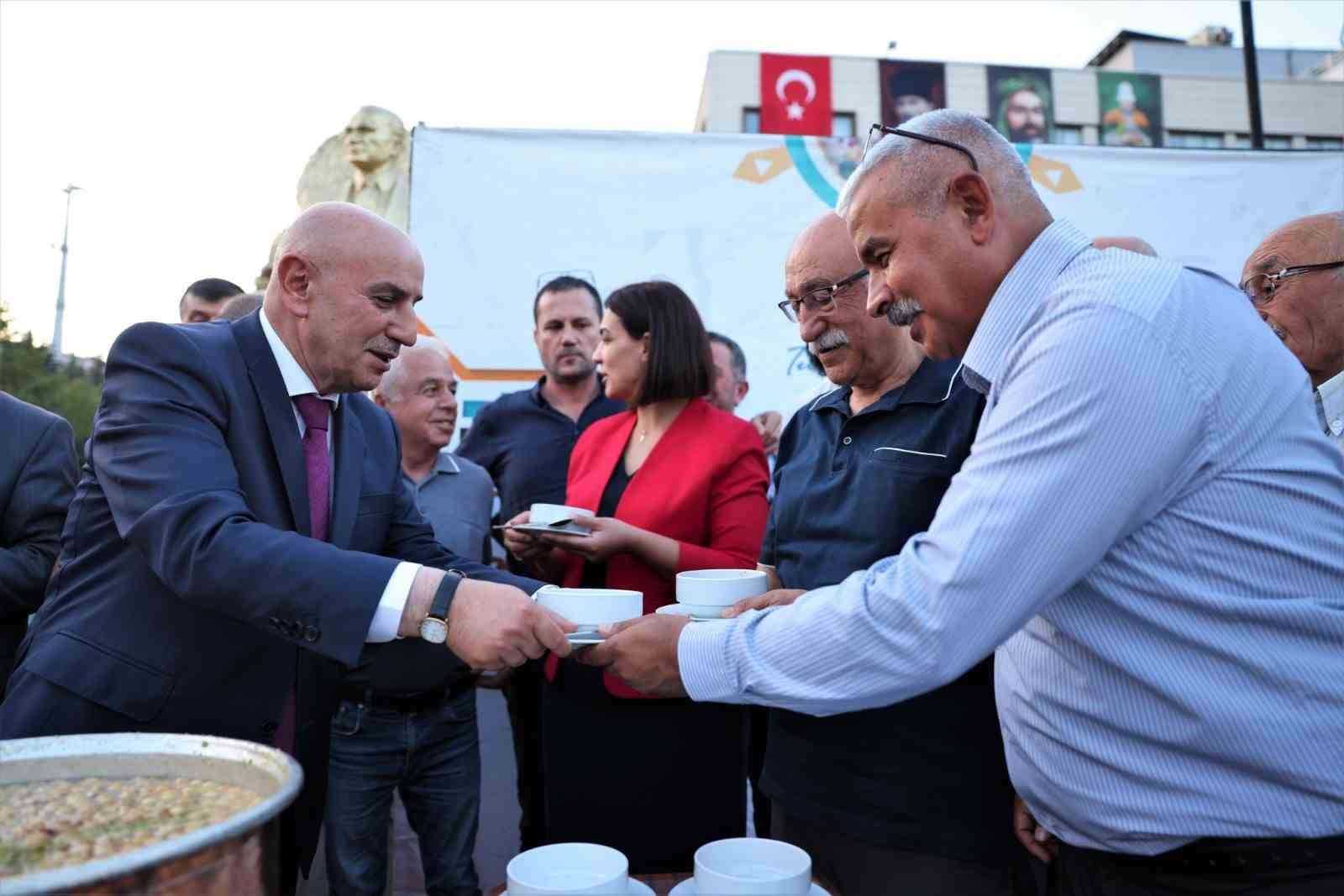 ANKARA’NIN KEÇİÖREN BELEDİYESİ, MUHARREM AYI DOLAYISIYLA İLÇEDEKİ KALABA KENT MEYDANI’NDA