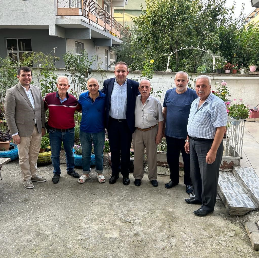 AK PARTİ OSMANGAZİ İLÇE BAŞKANI UFUK CÖMEZ, PARTİSİNİN KURULUŞ YILDÖNÜMÜNÜ