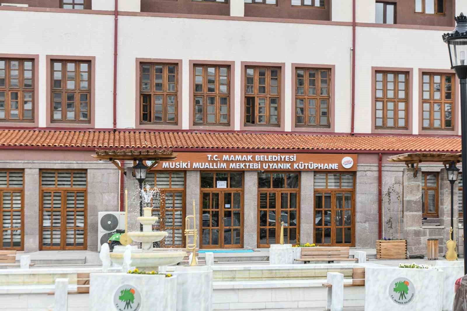 ANKARA’NIN MAMAK BELEDİYESİ, KİTAP DOSTU BELEDİYECİLİK ANLAYIŞI İLE İLÇEYİ KÜTÜPHANE