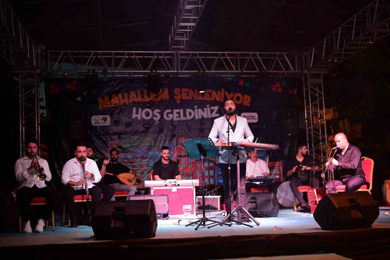ANKARA’NIN MAMAK BELEDİYESİ, MAHALLELERDE YAZ ŞENLİKLERİNE HIZ KESMEDEN DEVAM EDİYOR.