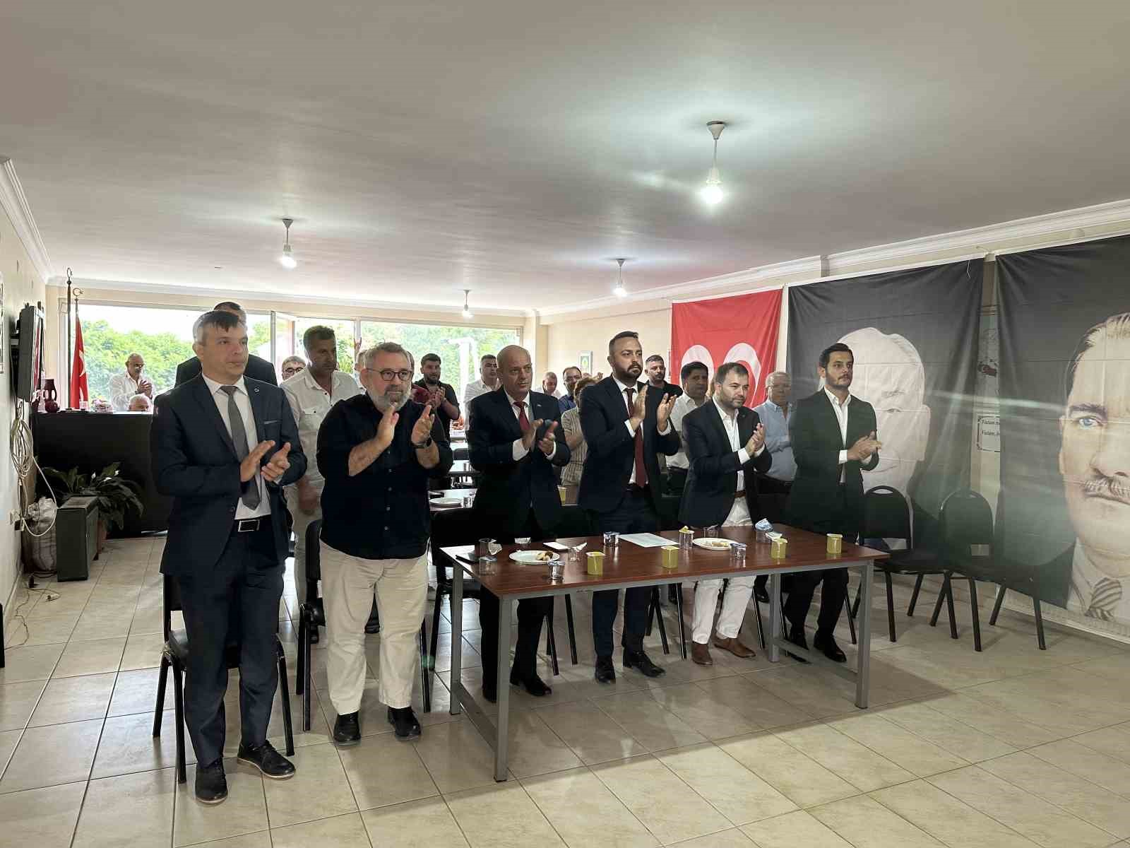 MHP MURATLI İLÇE KONGRESİ YOĞUN KATILIM İLE GERÇEKLEŞTİRİLDİ.