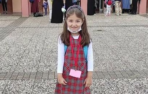 ORHANGAZİ’DE YAŞAYAN VE BİR SÜREDİR LÖSEMİ TEDAVİSİ GÖREN BERİL OSKAY