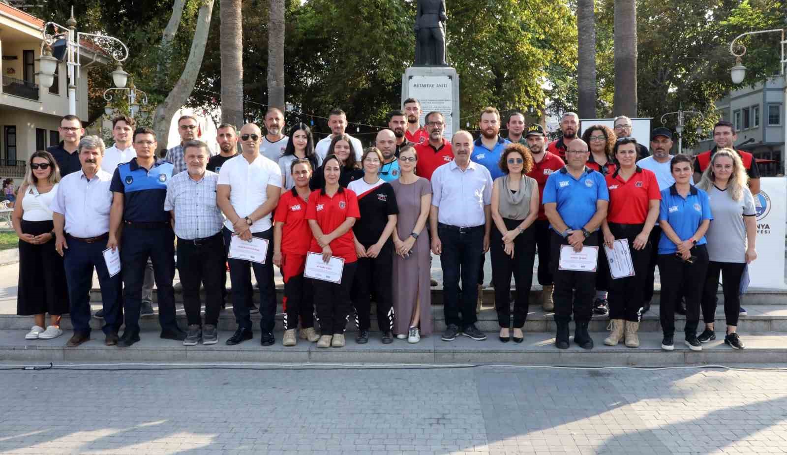 17 AĞUSTOS 1999 MARMARA DEPREMİ’NİN YIL DÖNÜMÜNDE MUDANYA BELEDİYESİ ARAMA