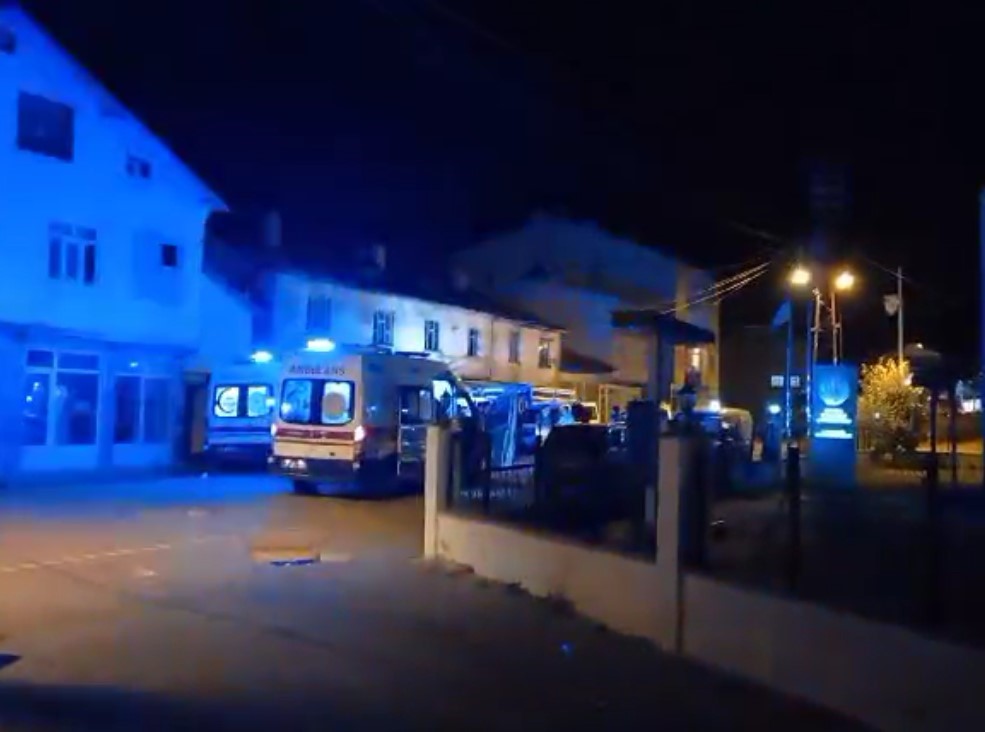 KASTAMONU’DA UZAKLAŞTIRMA KARARI OLAN EŞİNİ AV TÜFEĞİYLE YARALADIKTAN SONRA KAÇAN