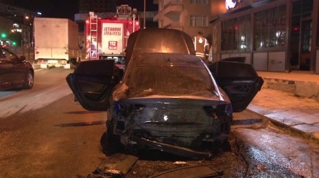 PENDİK'TE YAKIT KAÇAĞI OLAN ARAÇ ALEV ALEV YANDI