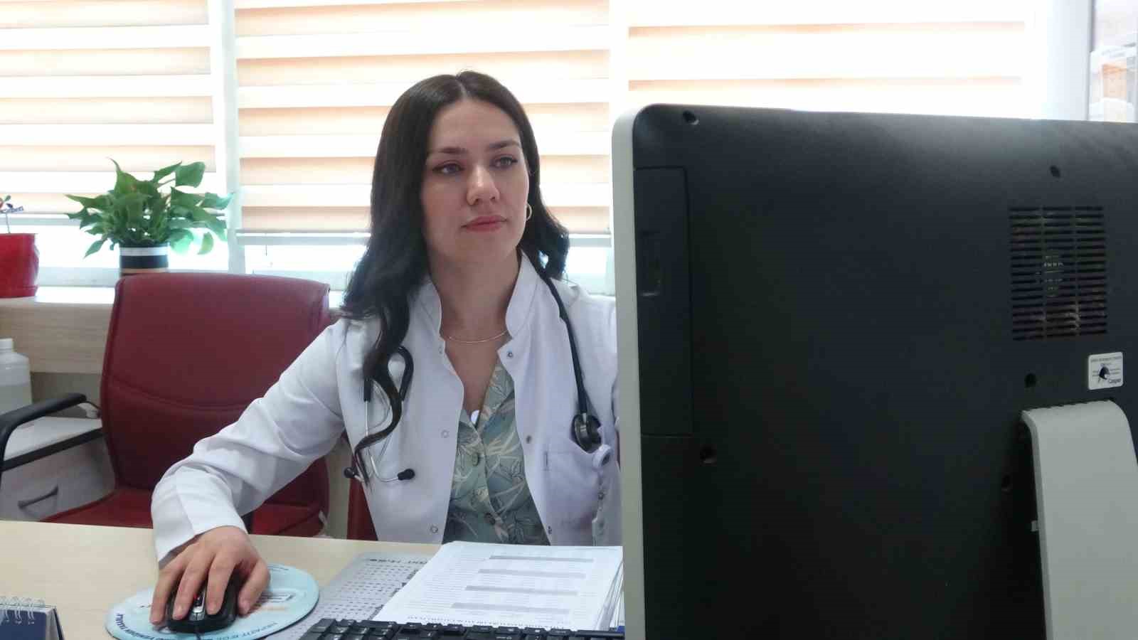 Peynir ve sütte ’brusella’ tehlikesi ENFEKSİYON HASTALIKLARI VE KRONİK MİKROBİYOLOJİ UZMANI DR. HİVİDAR ALTAN, BRUCELLA
