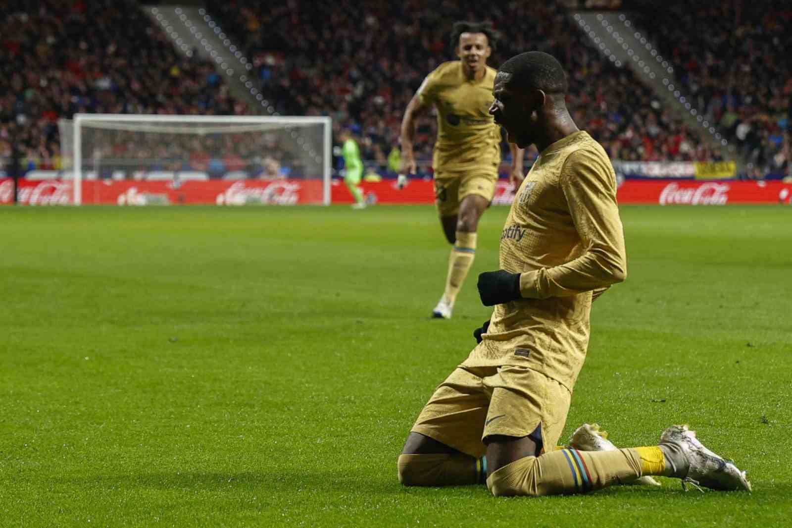 PARİS SAİNT-GERMAİN (PSG), İSPANYOL TEMSİLCİSİ BARCELONA FORMASI GİYEN FRANSIZ FUTBOLCU