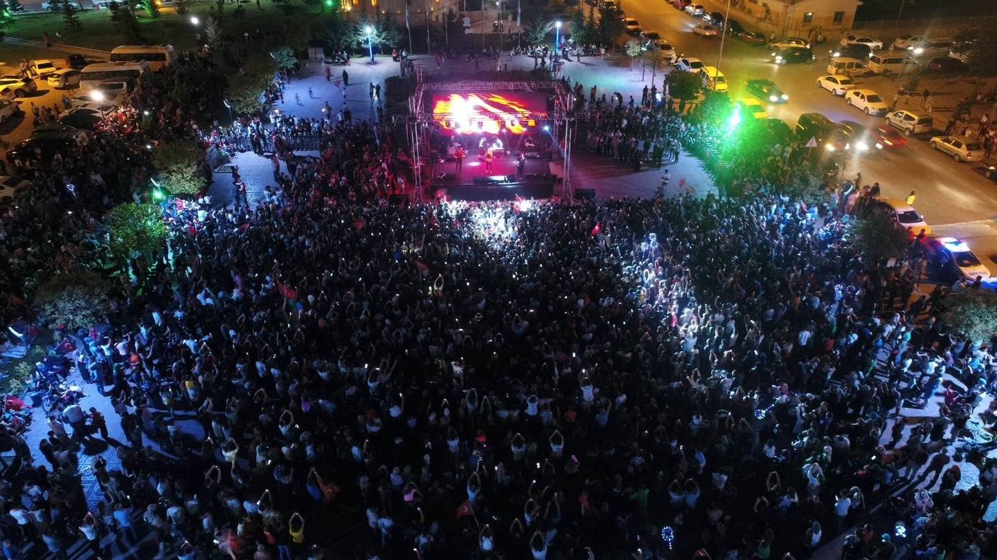 PURSAKLAR BELEDİYESİ TARAFINDAN DÜZENLENEN ZAFER BAYRAMI’NIN 101. YIL DÖNÜMÜ KUTLAMALARINDA