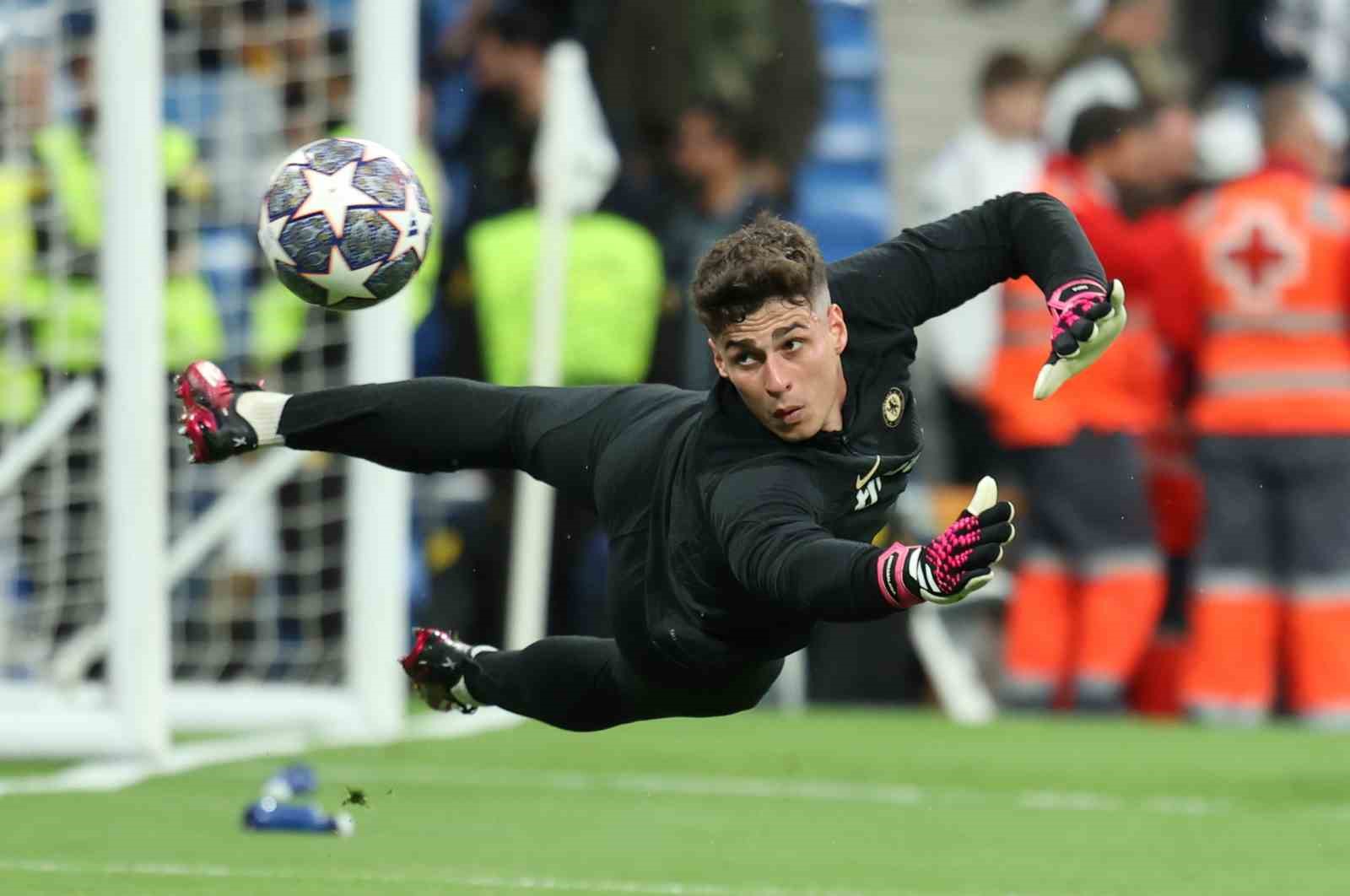 REAL MADRİD, CHELSEA FORMASI GİYEN İSPANYOL FİLE BEKÇİSİ KEPA ARRİZABALAGA’YI