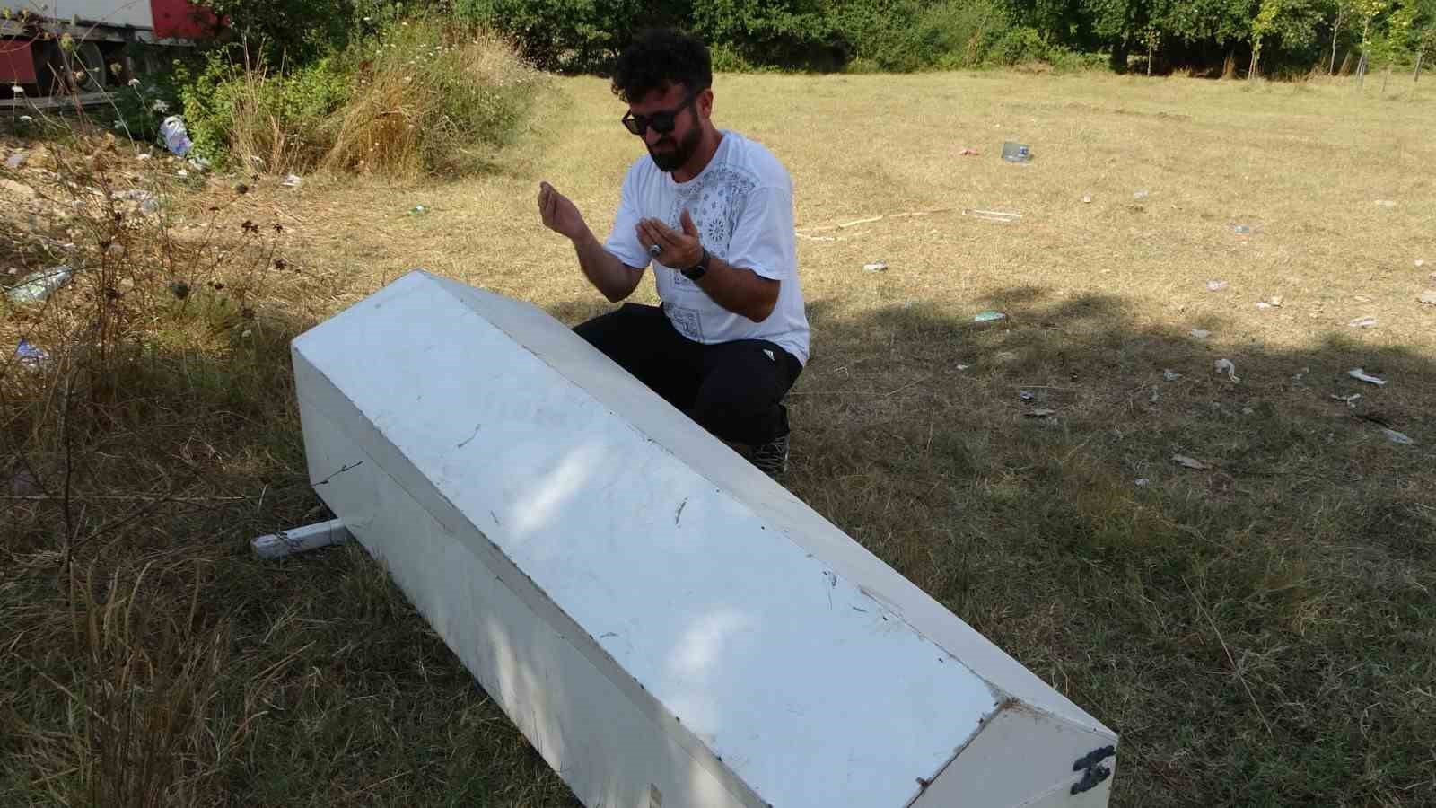 SAHİBİNDEN AZ KULLANILMIŞ 'SATILIK TABUT'