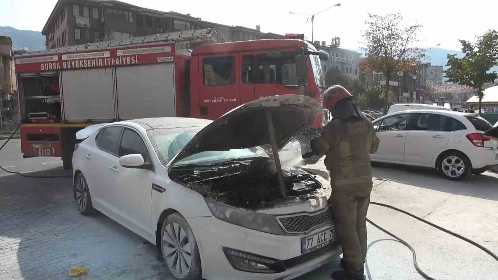 BURSA’DA MEYDANA GELEN OLAYDA OTOMOBİLİ İLE BİRLİKTE SEYİR HALİNDE İLERLEYEN