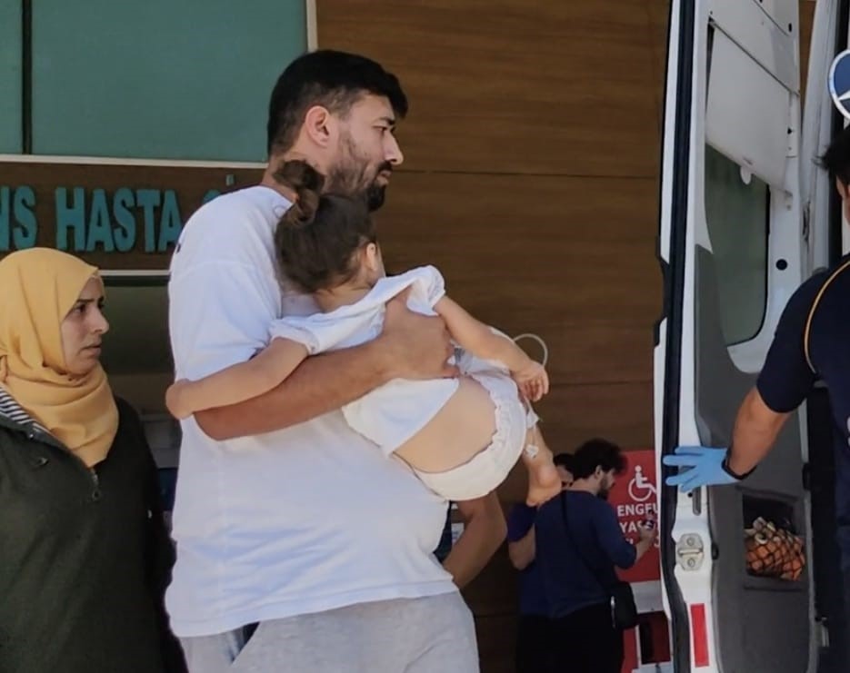 BURSA'NIN İNEGÖL İLÇESİ SÜLEYMANİYE MAHALLESİ'NDE MEYDANA GELEN OLAYDA BUZDOLABINDAKİ ŞİŞE