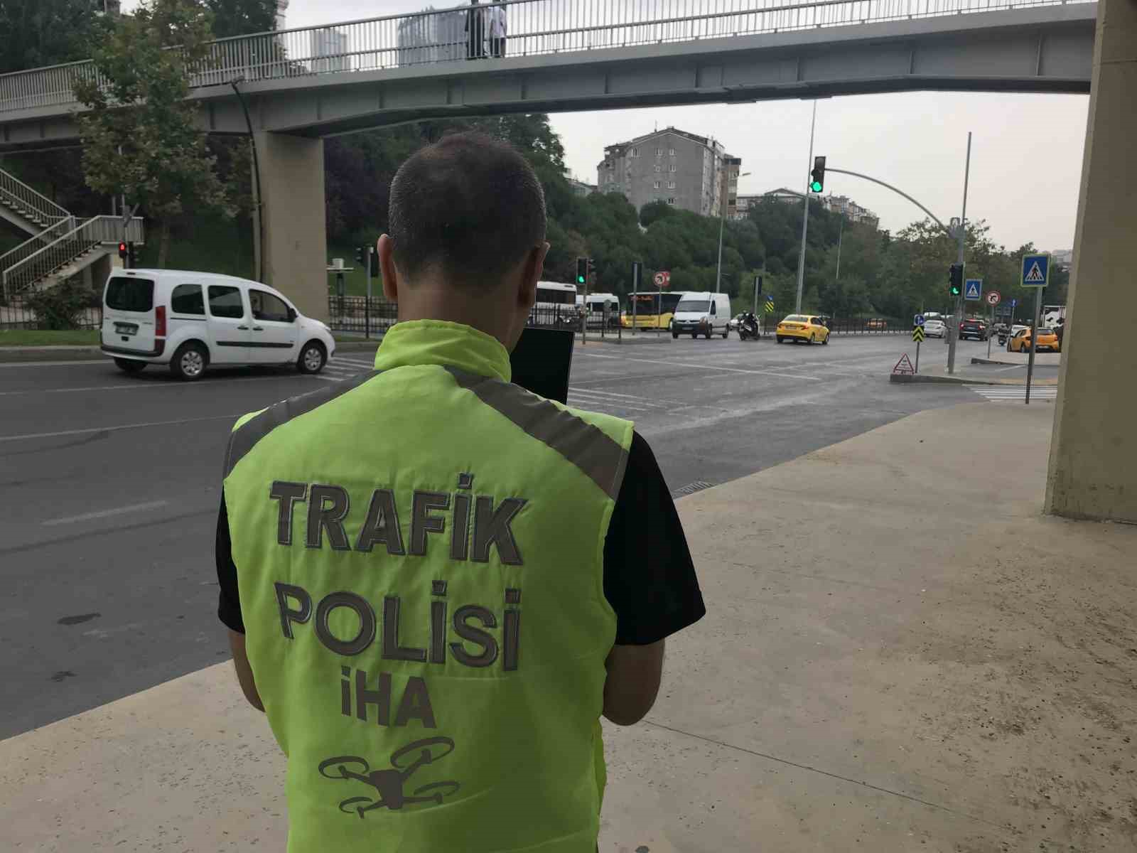 ŞİŞLİ’DE TRAFİK ŞUBE MÜDÜRLÜĞÜ EKİPLERİ TARAFINDAN DRON DESTEKLİ TRAFİK DENETİMİ