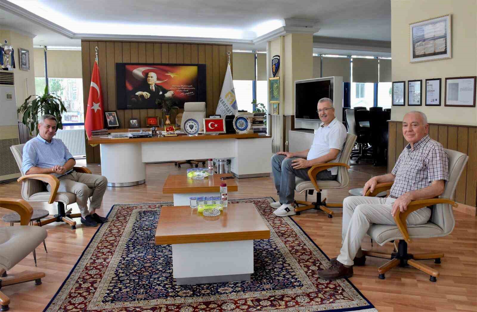 KARACABEY BELEDİYE BAŞKANI ALİ ÖZKAN, KARACABEY BELEDİYESİ CHP MECLİS ÜYELİĞİNDEN