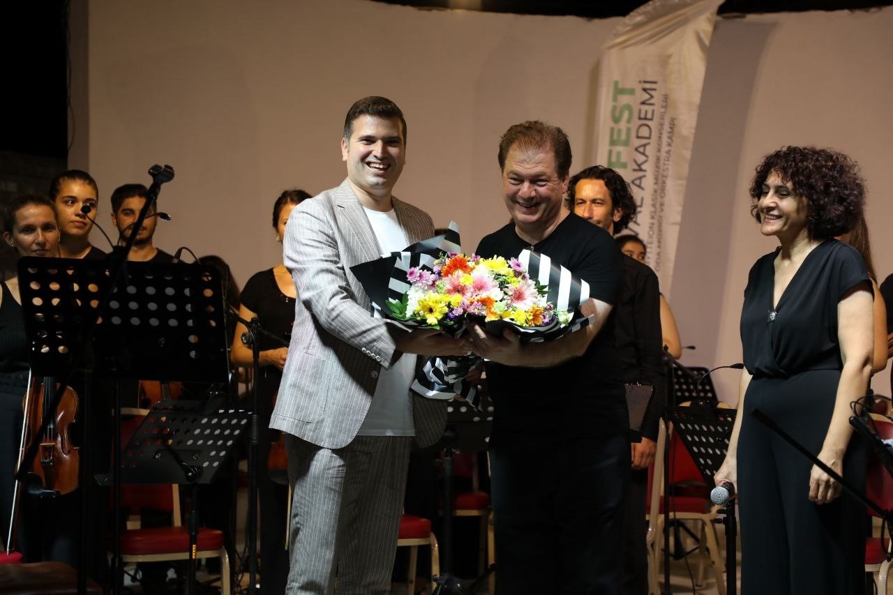 EDREMİT İLÇESİNDE İLK KEZ DÜZENLENEN “ADRA FEST” KLASİK MÜZİK KONSERLERİ’NİN