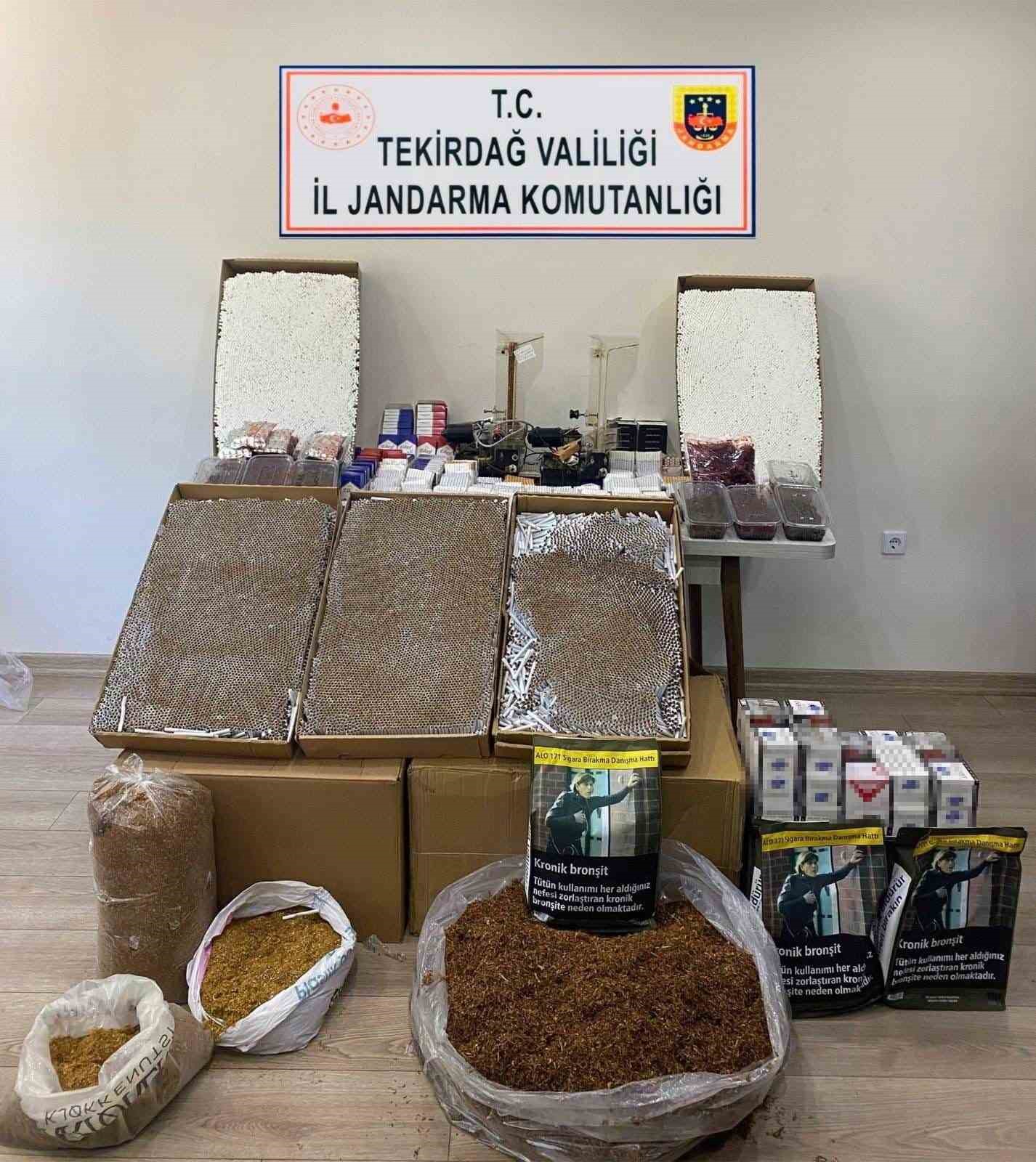 ARAMADA, 130 BİN ADET DOLU MAKARON, 42 KİLOGRAM KIYILMIŞ TÜTÜN,