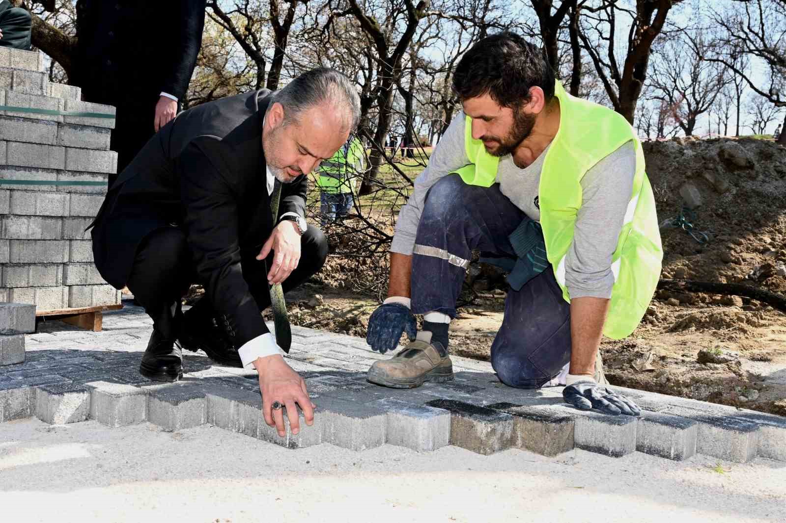 BURSA’NIN YENİDEN ‘YEŞİL’ KİMLİĞİNİ KAZANMASI İÇİN BİR TARAFTAN ŞEHRE BÜYÜK