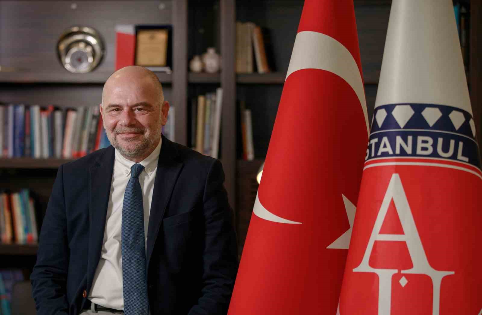 ALTINBAŞ ÜNİVERSİTESİ REKTÖR YARDIMCISI PROF. DR. ALİ ARGUN KARACABEY,