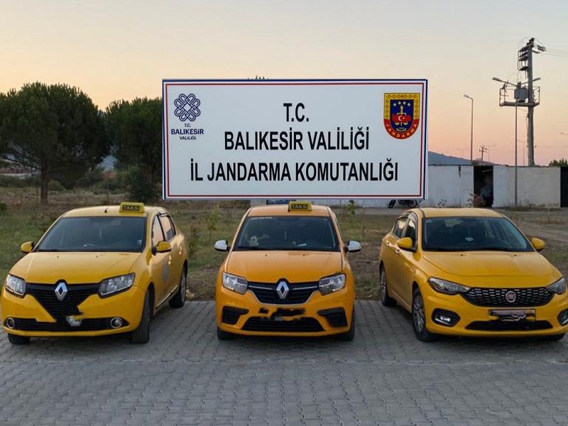 Balıkesir İl Jandarma Komutanlığınca, göçmen kaçakçılığı ile mücadeleye yönelik yapılan