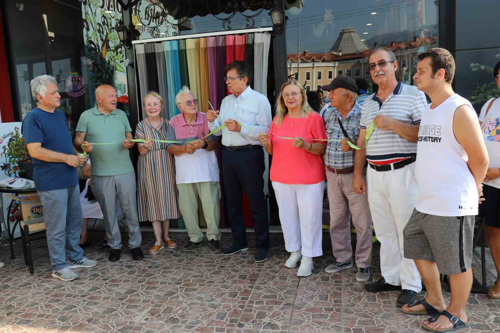 EDREMİT’TE “TÜRKMENLERİN SESİ” İSİMLİ FOTOĞRAF SERGİSİNE YOĞUN İLGİ