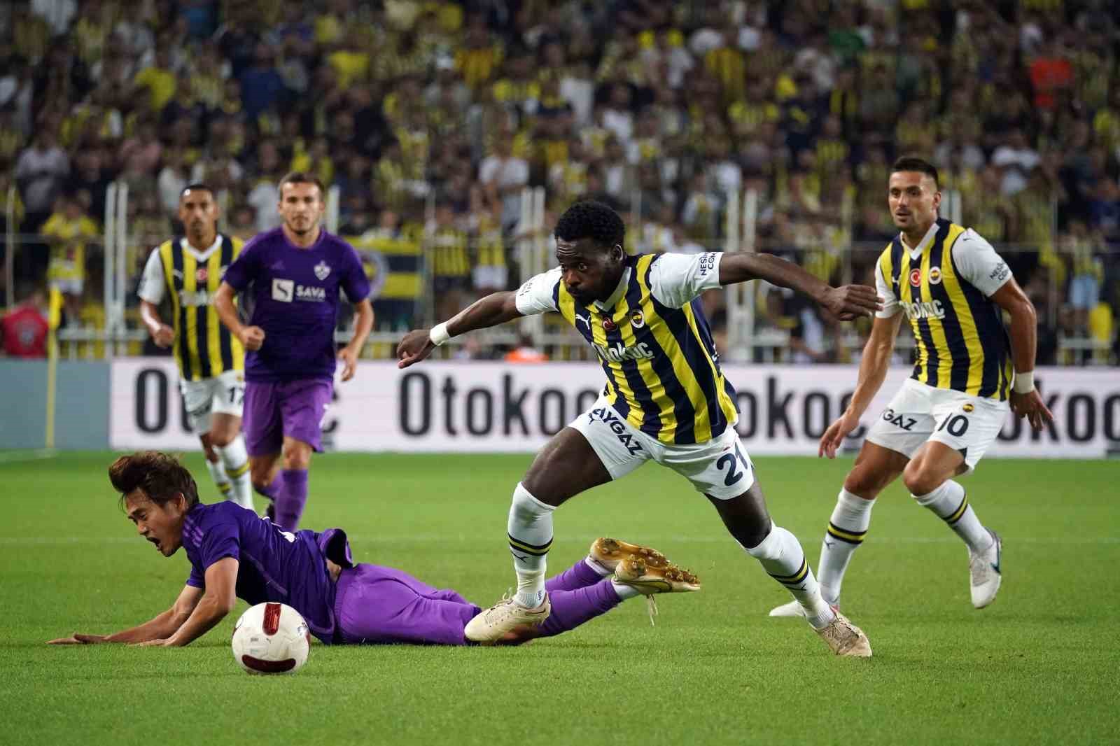 UEFA Avrupa Konferans Ligi: Fenerbahçe: 0 – Maribor: 0 (Maç devam ediyor) UEFA AVRUPA KONFERANS LİGİ 3. ÖN ELEME TURU İLK MAÇINDA