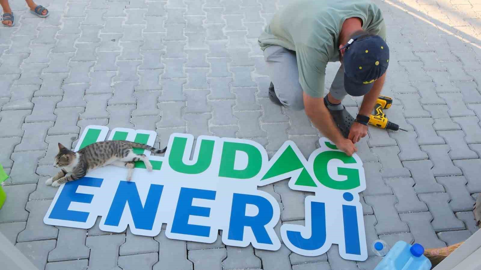HİZMET VERDİĞİ GÜNEY MARMARA’DA  SOKAK HAYVANLARINA YÖNELİK PROJELER YÜRÜTEN