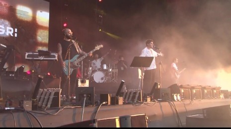 ÜSKÜDAR FEST 2023 MAVİ GRİ VE BURAY KONSERLERİYLE BAŞLADI