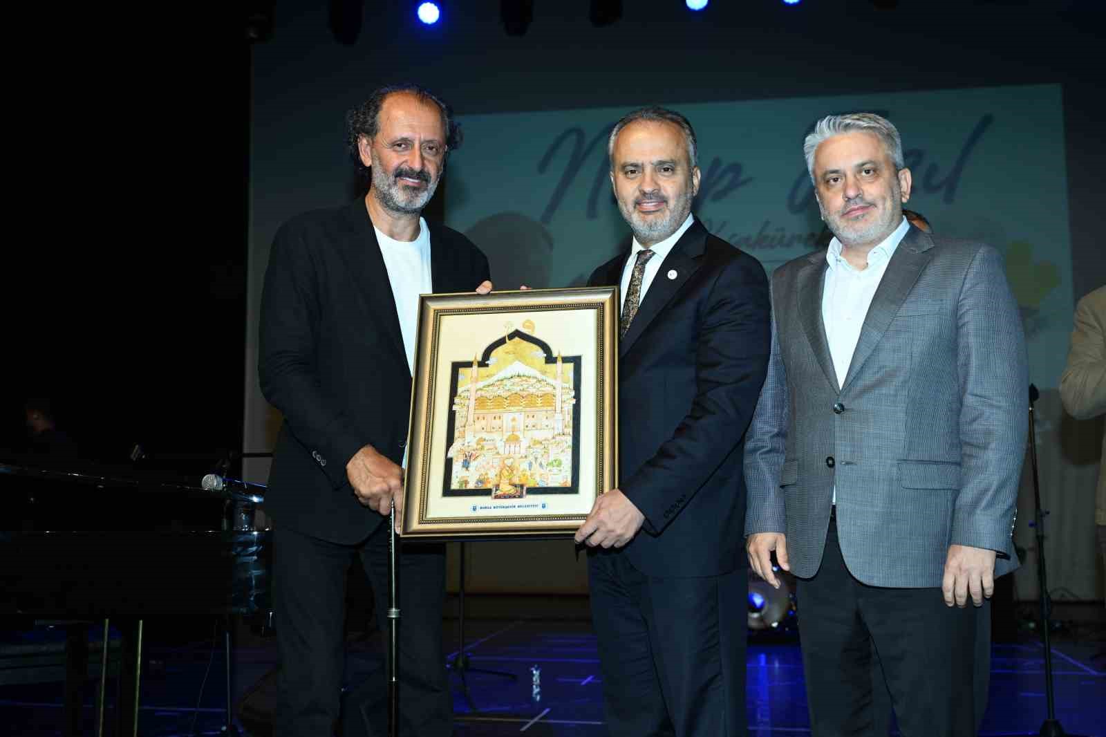 BURSA BÜYÜKŞEHİR BELEDİYESİ, VEFATININ 40. YILDÖNÜMÜNDE NECİP FAZIL KISAKÜREK’İ, ÜNLÜ