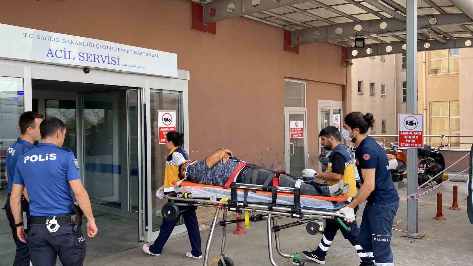 TEKİRDAĞ’DA KAMYON KAPAĞINI AÇARKEN YÜZÜNE ÇARPAN VE ÜZERİNE 1 TON
