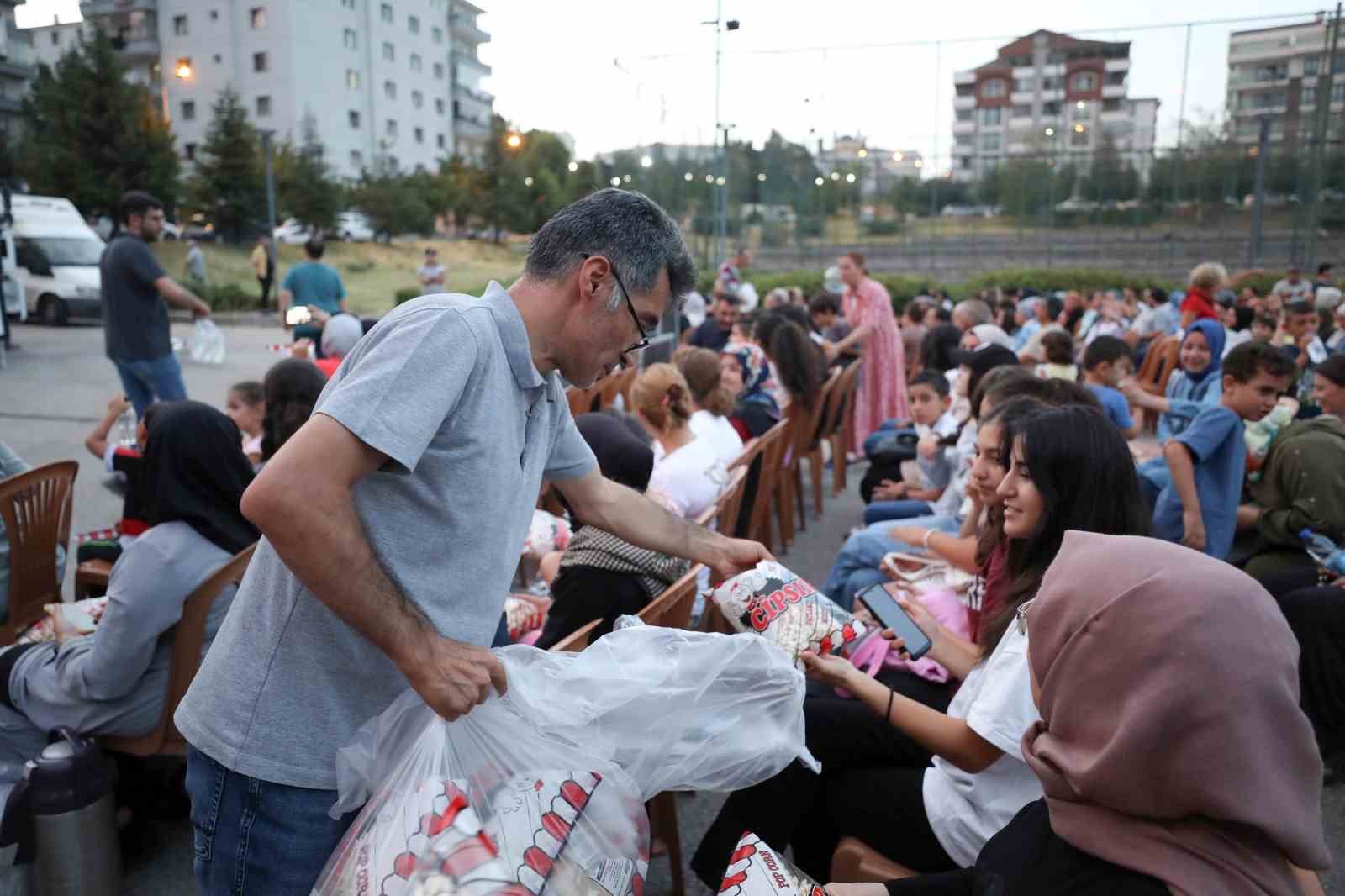 YENİMAHALLE BELEDİYESİ TARAFINDAN HER YIL GELENEKSEL OLARAK DÜZENLENEN VE YAZ
